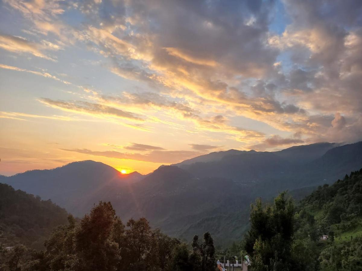 Sh Sunset Resort Nainital Eksteriør bilde